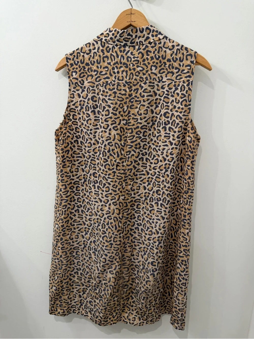 NWOT Equipment Lucinda Leopard Print Pure Silk Sleeveless Mini Dress - Picture 3 of 6